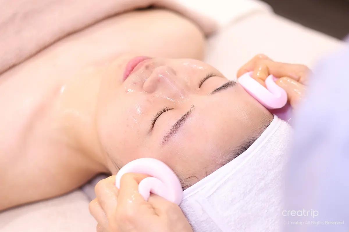 マッサージ 明洞マッサージ リフト スキンケア 輪郭管理 韓国マッサージ アロマ アロママッサージ