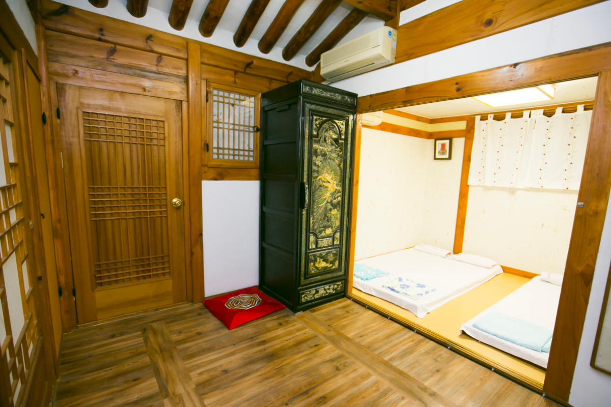 Khách sạn kiểu hanok Bukchonmaru (북촌마루) ở Seoul, Hàn Quốc