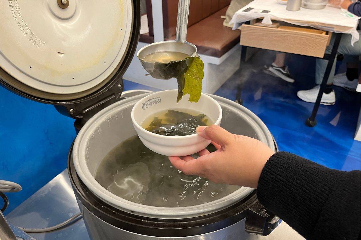 Creatrip MyeongHyunMan Soy Raw Marinated Crab Hapjeong/Hongdae