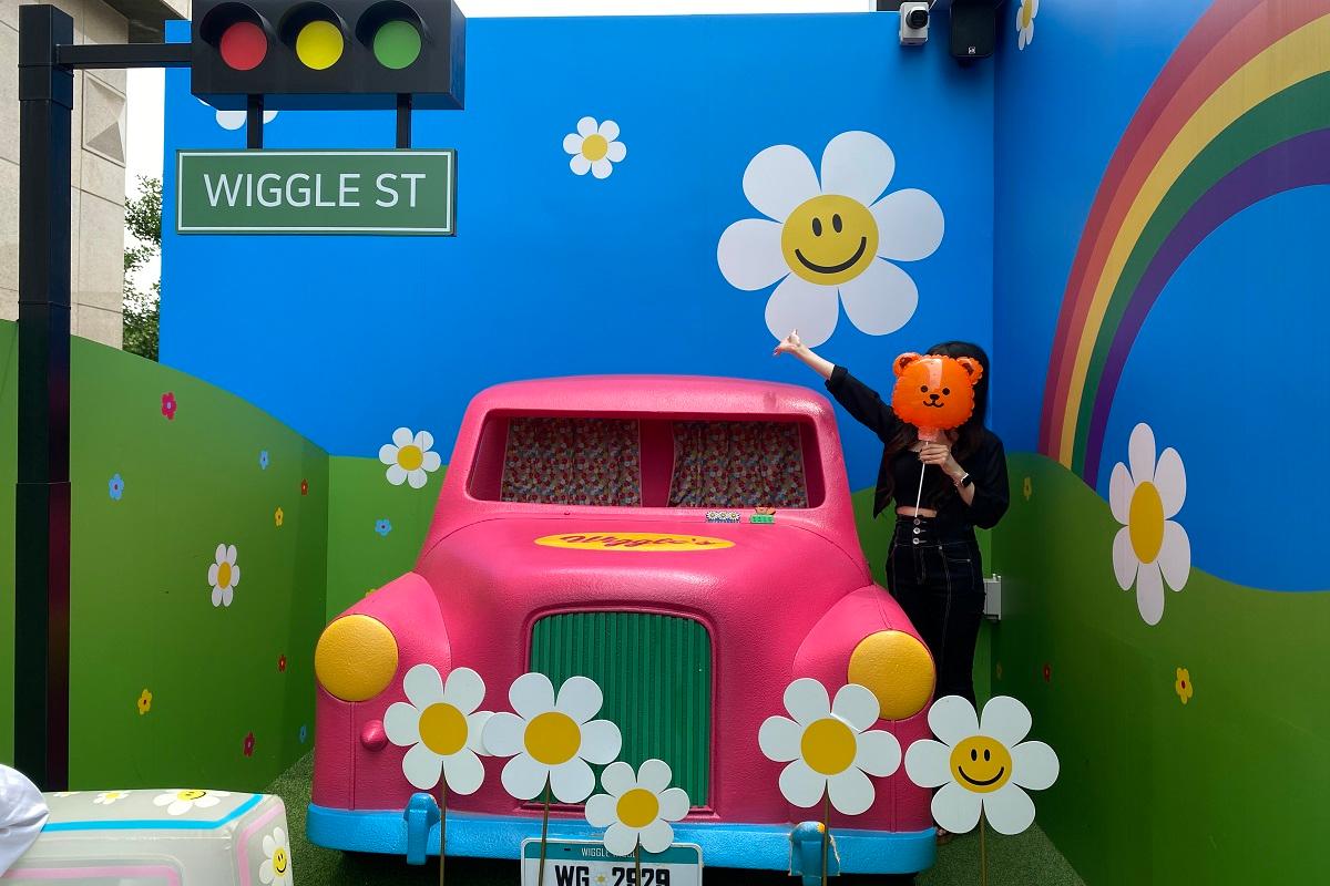 ウィグルウィグル、ウィグルウィグル島山店、韓国雑貨、韓国旅行、渡韓、ソウル旅行、韓国小物、韓国お土産、K-POPアイドル、LE SSERAFIM、ルセラフィム、フォトゾーン、写真スポット