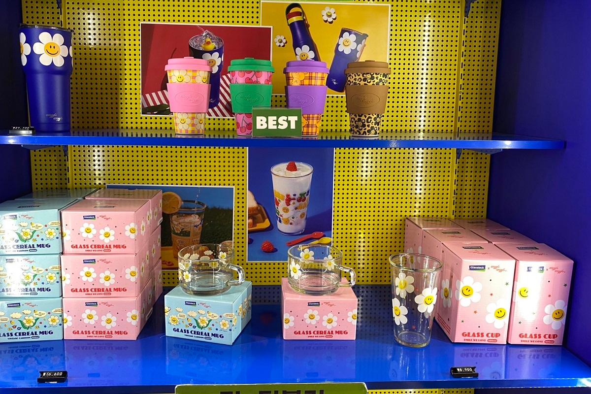 ウィグルウィグル、ウィグルウィグル島山店、韓国雑貨、韓国旅行、渡韓、ソウル旅行、韓国小物、韓国お土産、K-POPアイドル、LE SSERAFIM、ルセラフィム、フォトゾーン、写真スポット