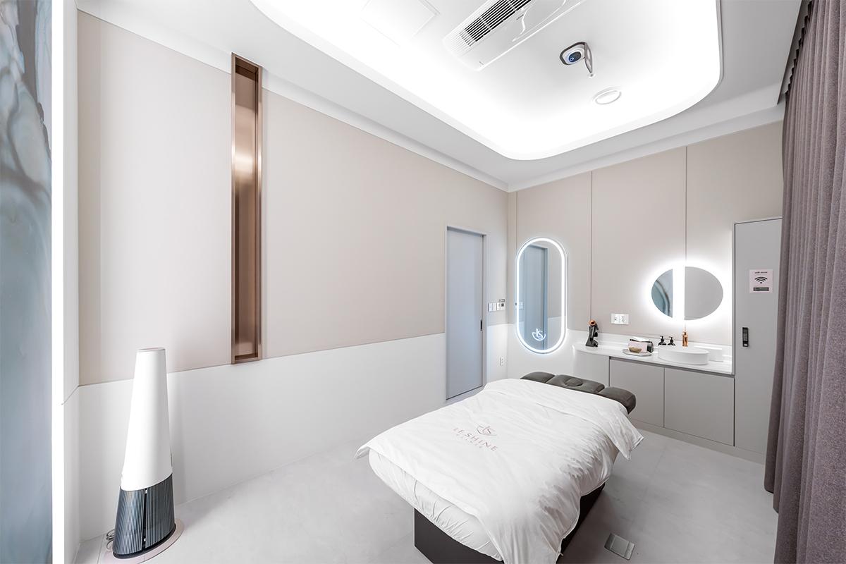 LE SHINE Clinic | Skin Treatment in Gangnam