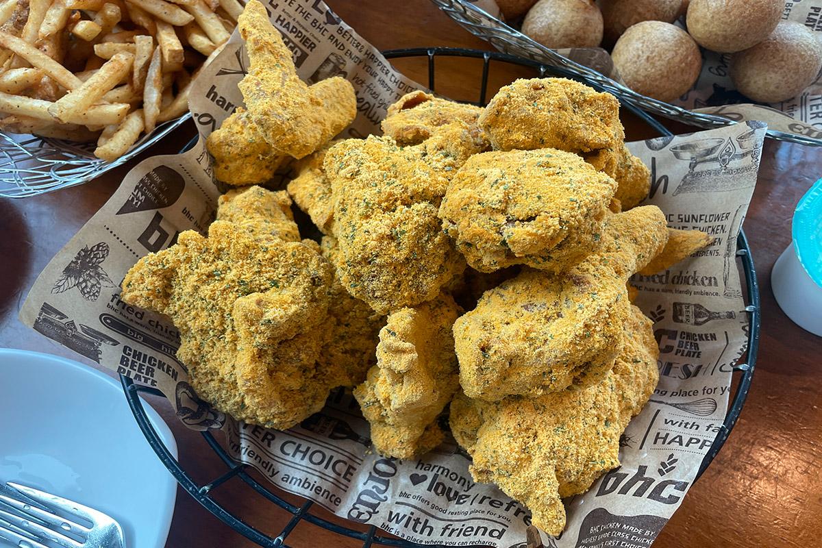 menu gà bburinkle tại Gà rán BHC chi nhánh Jongno 5-ga Gwangjang, Hàn Quốc