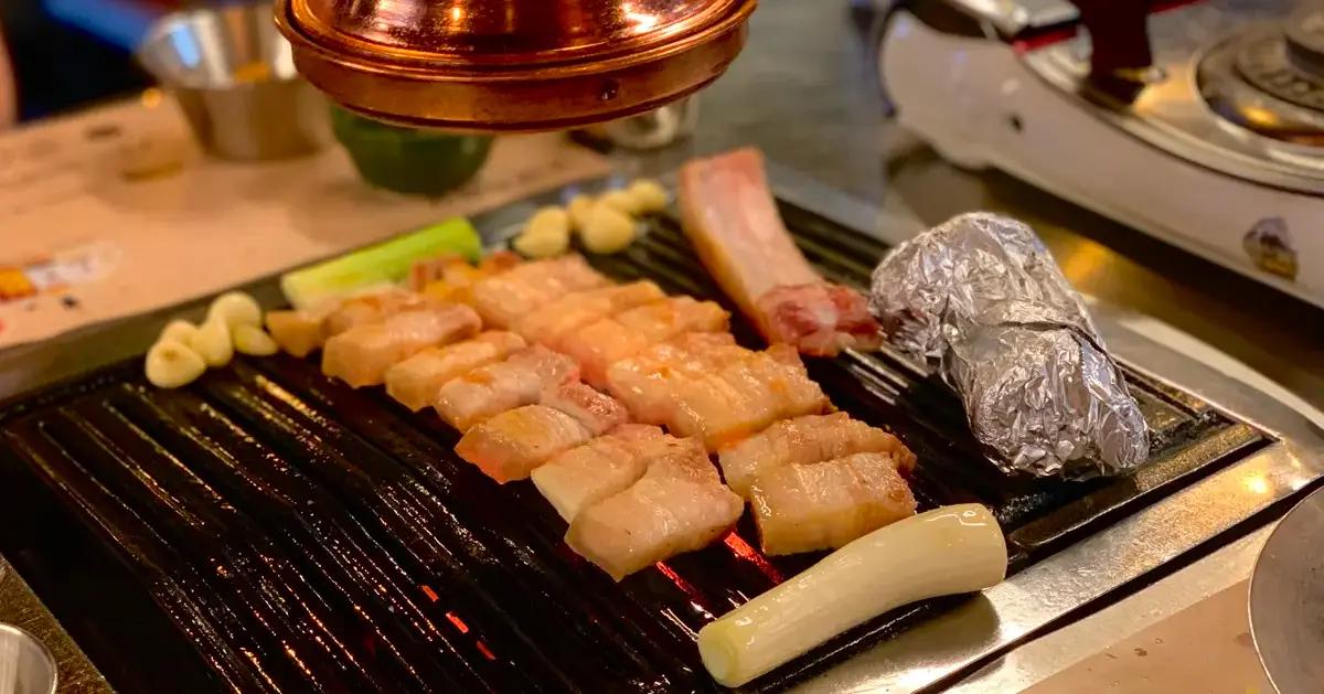 Restaurante Cerdo Dorado | Reseña del restaurante Yaksu Pork K-BBQ