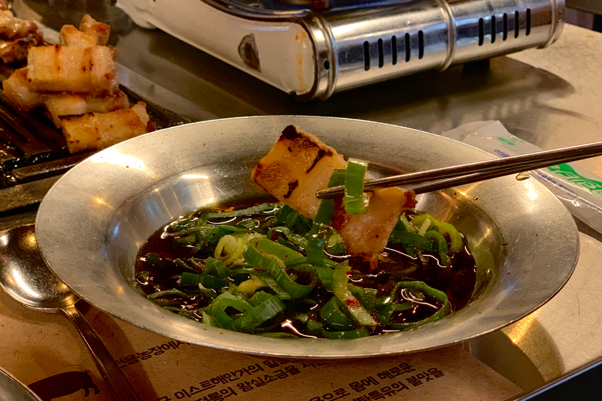 韓國旅行 首爾必食 首爾燒肉 首爾餐廳推薦 首爾燒肉餐廳 韓國米芝蓮餐廳 新堂洞 金豬食堂 BTS EXO