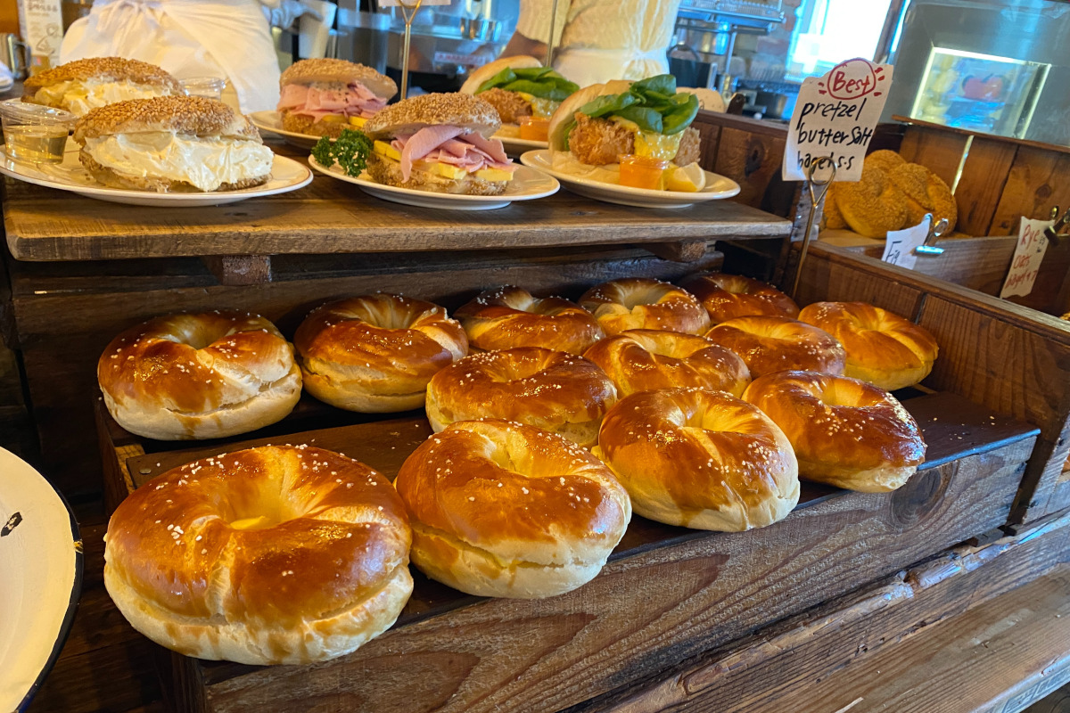 韓国旅行 ソウル 江南 江南グルメ 江南カフェ ロンドンベーグルミュージアム 韓国ベーグル 少女時代 IZ*ONE EXO WonderGirls