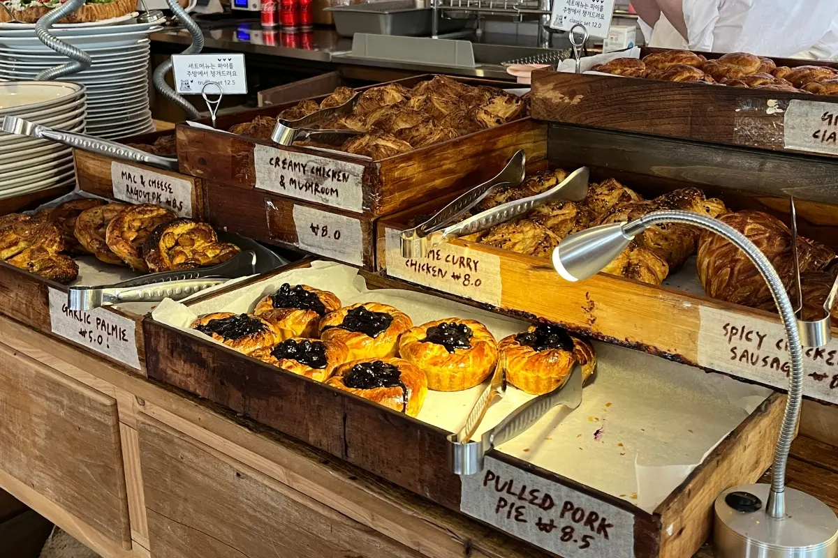 韓国旅行 ロッテワールド 蚕室 ソウル Creatripパッケージ優待券 GINGER BEAR ロッテワールドモール Cafe Pepper 松鶏屋