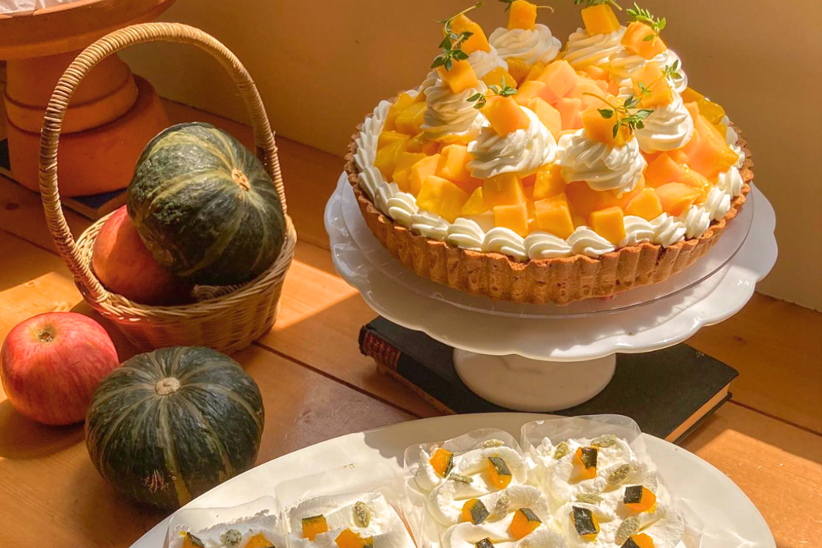 bánh ngọt tại Cafe Pepper, Jamsil - quán cafe xinh như bước ra từ truyện cổ tích ở Hàn Quốc