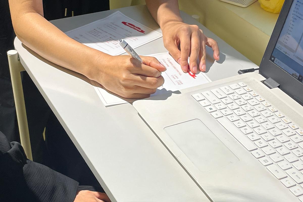 韓國旅行 釜山旅行 釜山活動 釜山照相館 釜山自助照相館 Because Friends 西面店 閣樓 沙地 價錢 預約