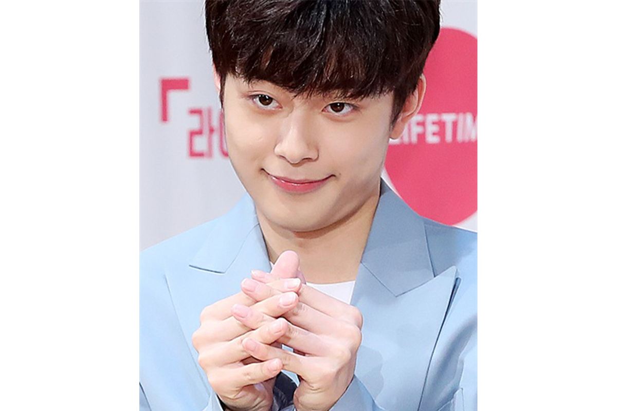 韓國影相心心pose教學