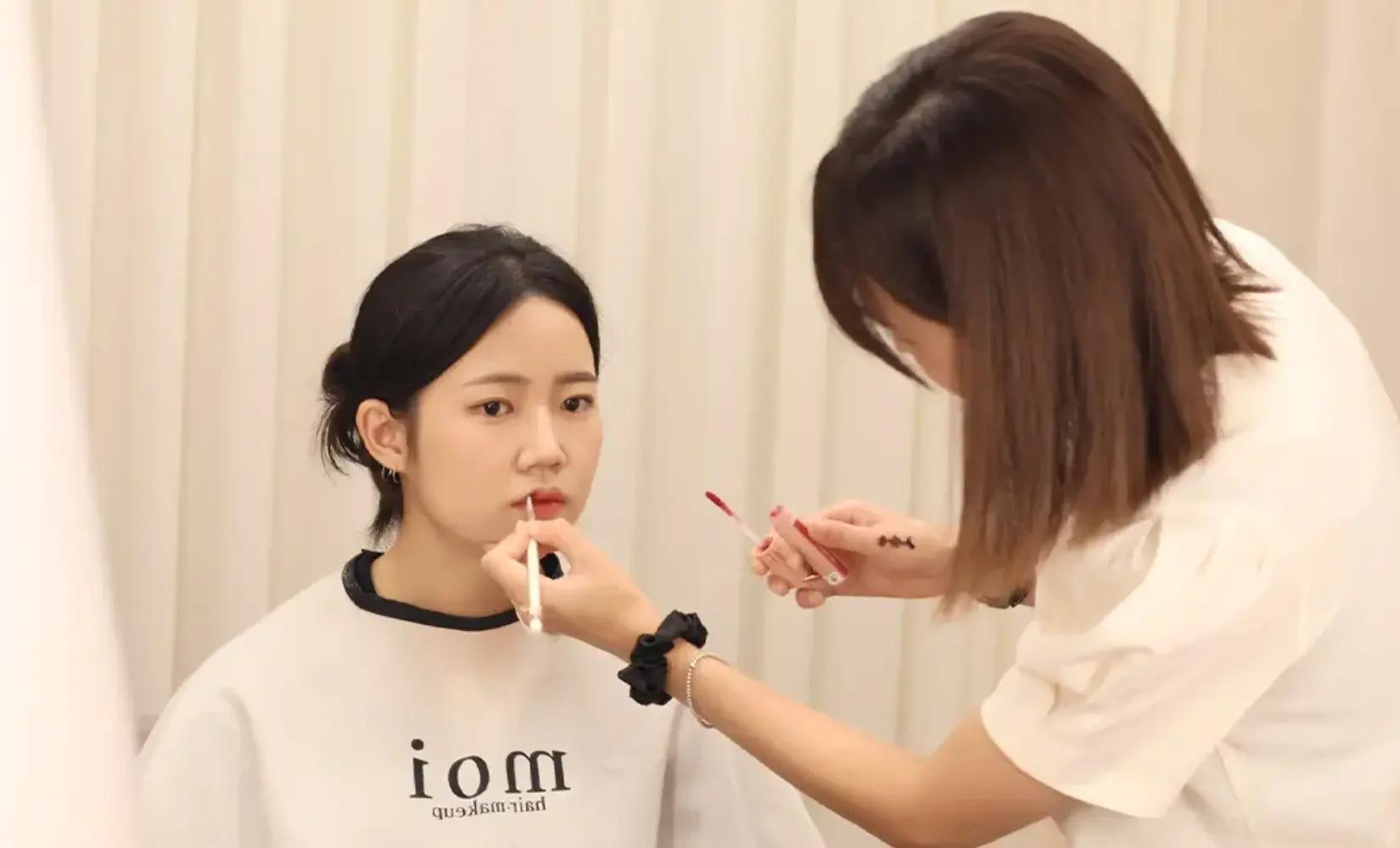 弘大ヘアメイクサロン│MOI