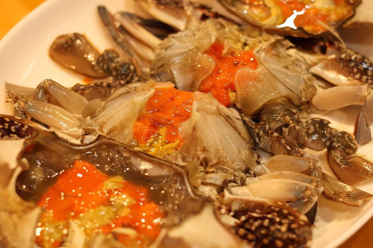 明洞美食 酱蟹 韩式料理推荐 2025 明洞美食