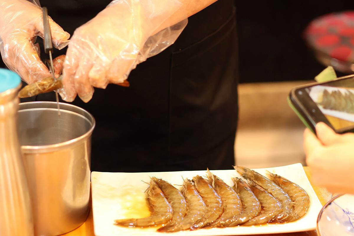 明洞美食 酱蟹 韩式料理推荐 2025 明洞美食