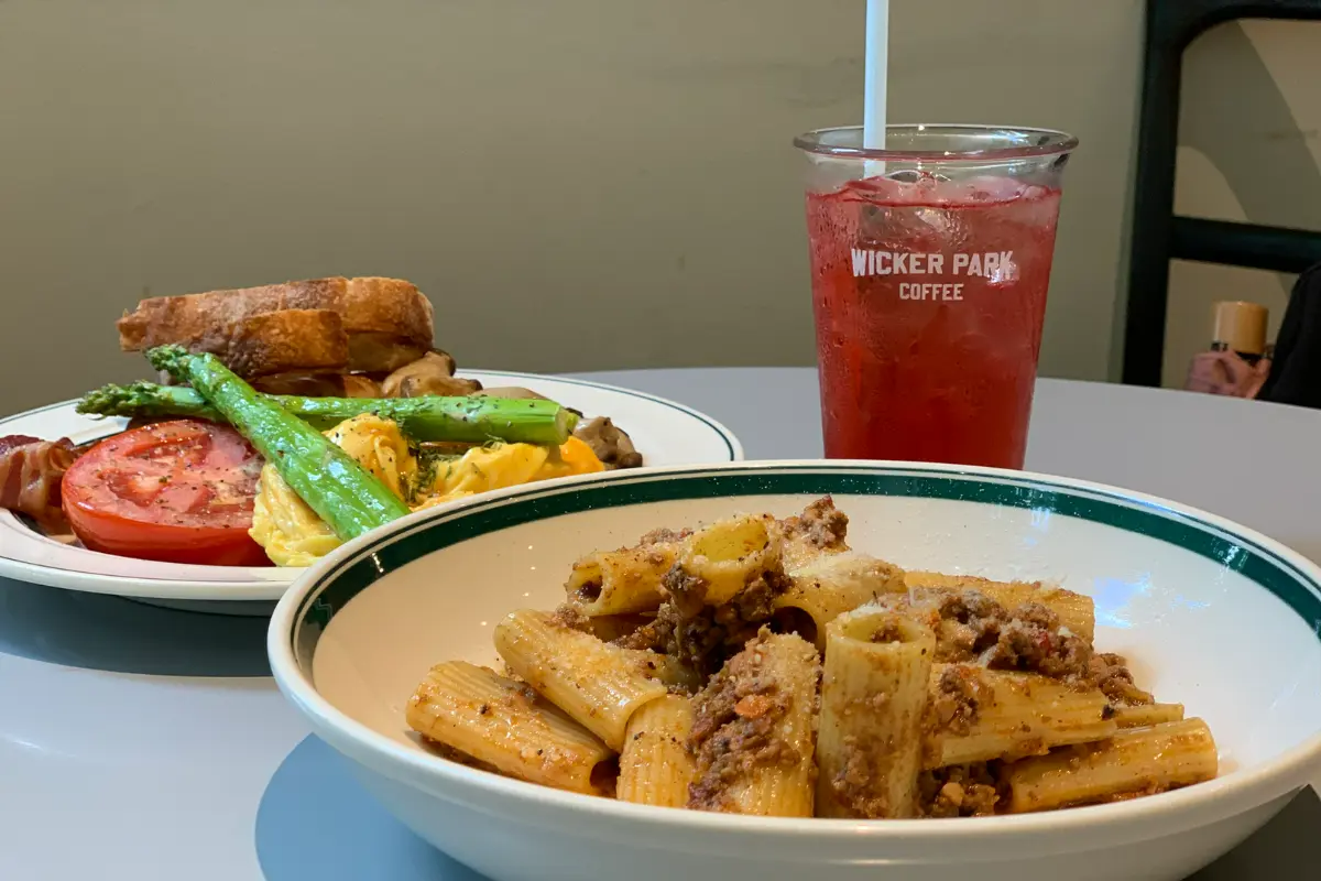 韓国旅行 ソウル 蚕室 ロッテワールド 石村湖 松理団通り ロッテワールドタワー 青瓦屋 k-popアイドル GINGER BEAR 松鶏屋 ピワピョルタッカルビ Creatripパッケージ優待券 WICKER PARK WEST ロッテワールドモール ソウルスカイ 韓国観光公社 K-food