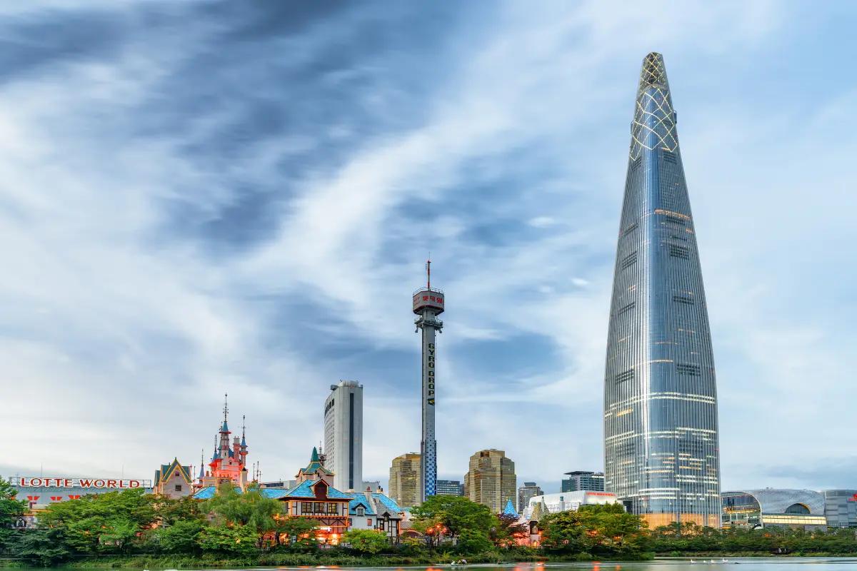 Seoul Must-do Itinerary: Jamsil Edition | From Lotte World to popular cafes in the area!