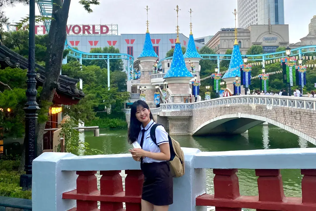 góc chụp ảnh đẹp nhất định phải chụp khi đến Lotte World tháng 9