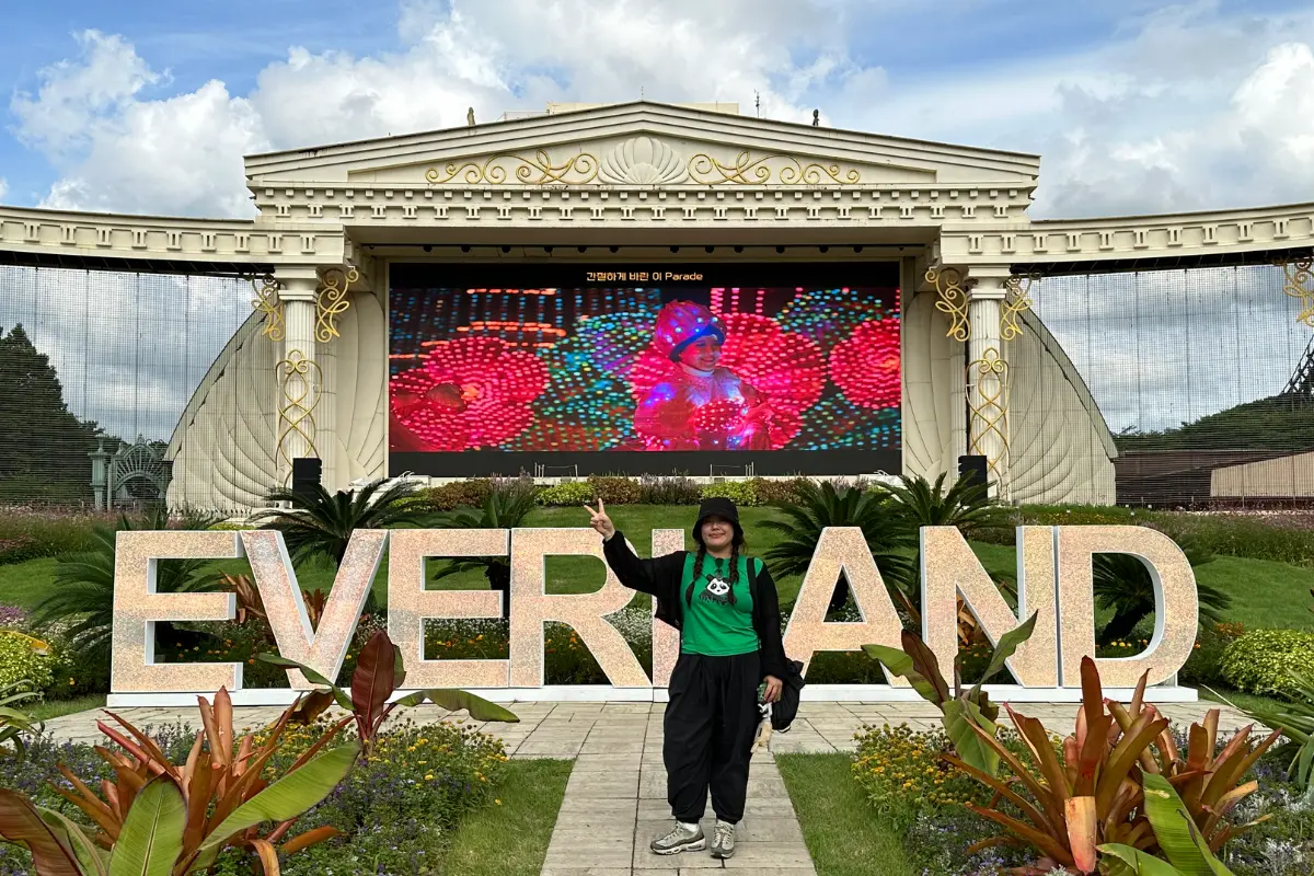 góc chụp ảnh đẹp nhất định phải chụp khi đến Everland tháng 9