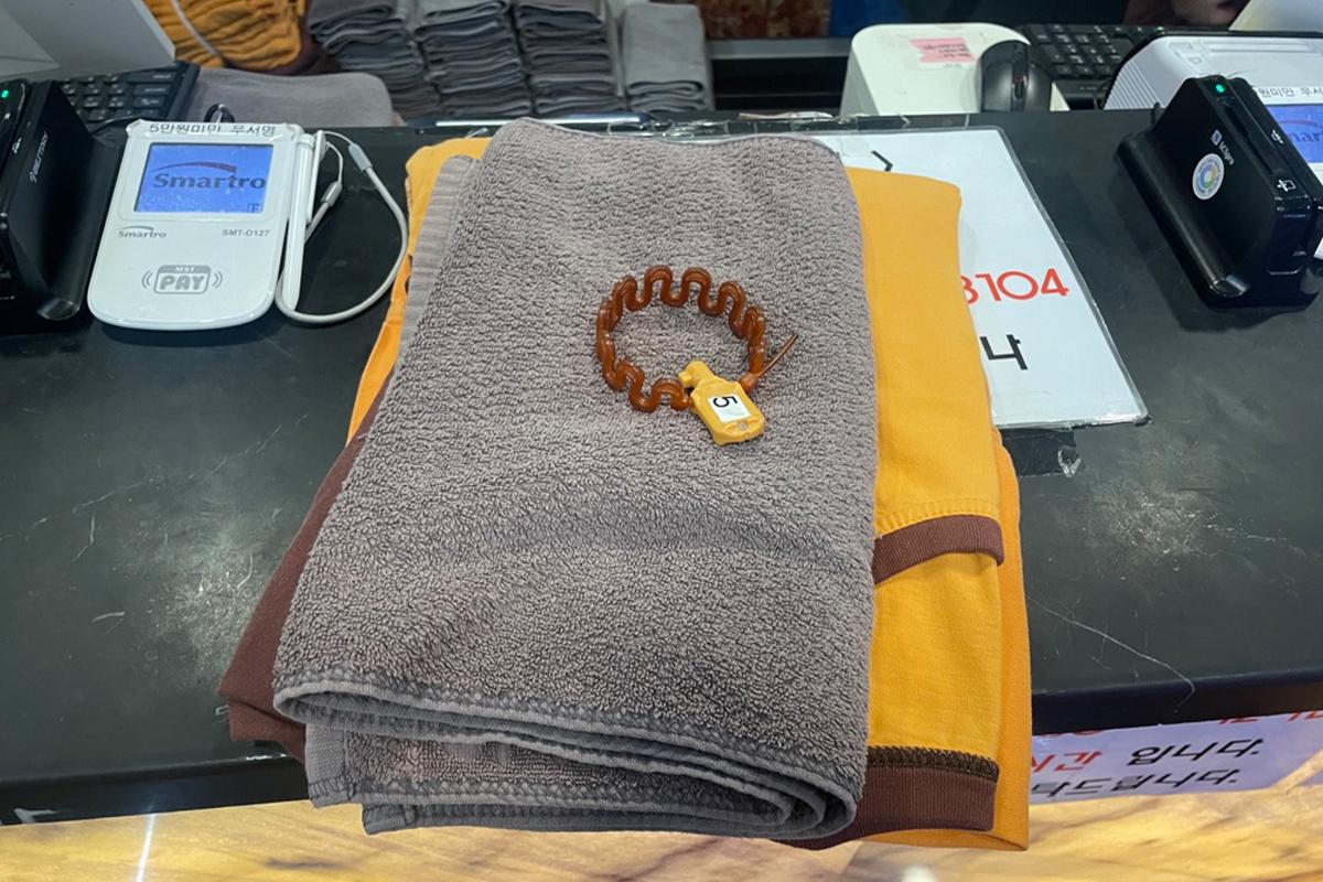 弘大24小時火爐三溫暖 汗蒸幕 弘大站 弘大入口站 弘大汗蒸幕 首爾汗蒸幕 桑拿 蒸汽房 蒸氣房 汗蒸幕推薦 2025