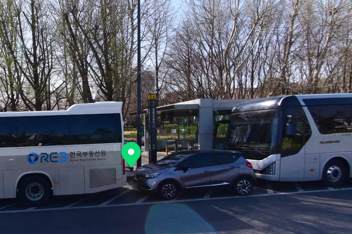 Jamsil Sports Complex Station Exit 1, a meeting point in Seoul, South Korea