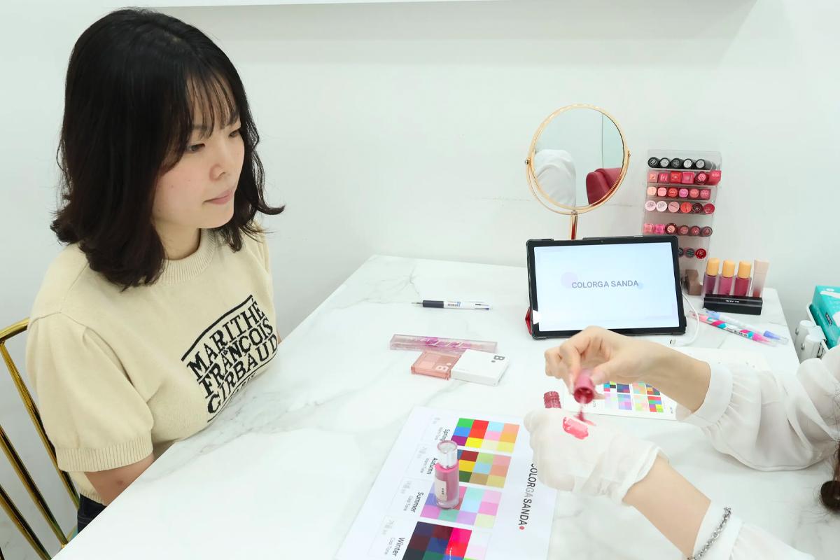 檢測 個人色彩 COLORGA SANDA 弘大 弘大入口站 個人色彩鑑定 個人色彩檢測