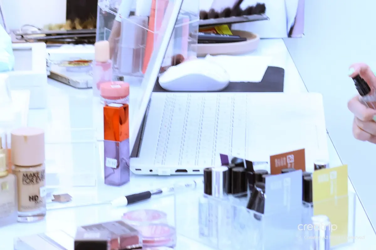 韓國時尚心理研究所 清潭 清潭洞 江南 個人色彩鑑定 個人色彩檢測 個人色彩 檢測