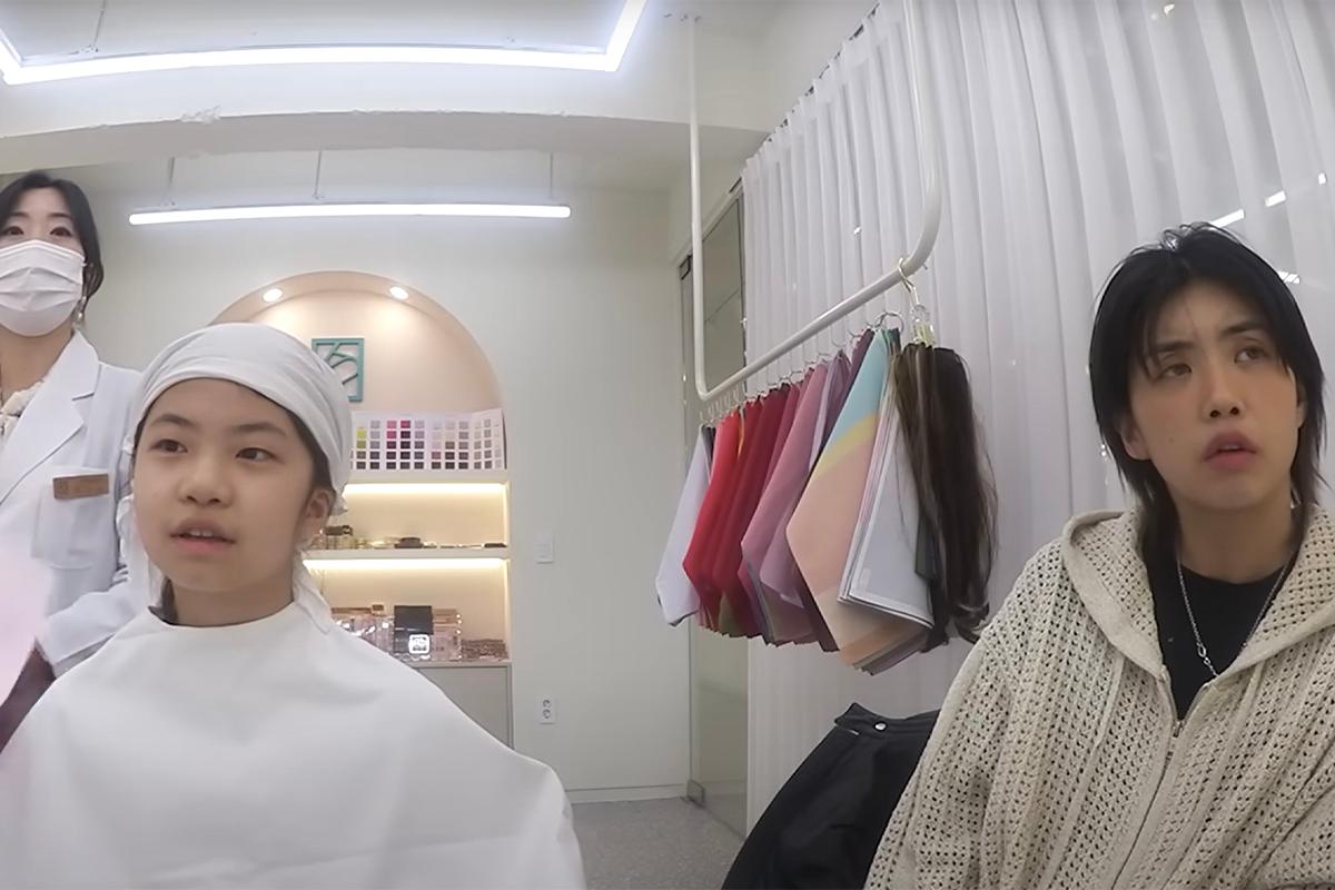 韓國心理研究所，個人色彩診斷中的色彩測試過程展示