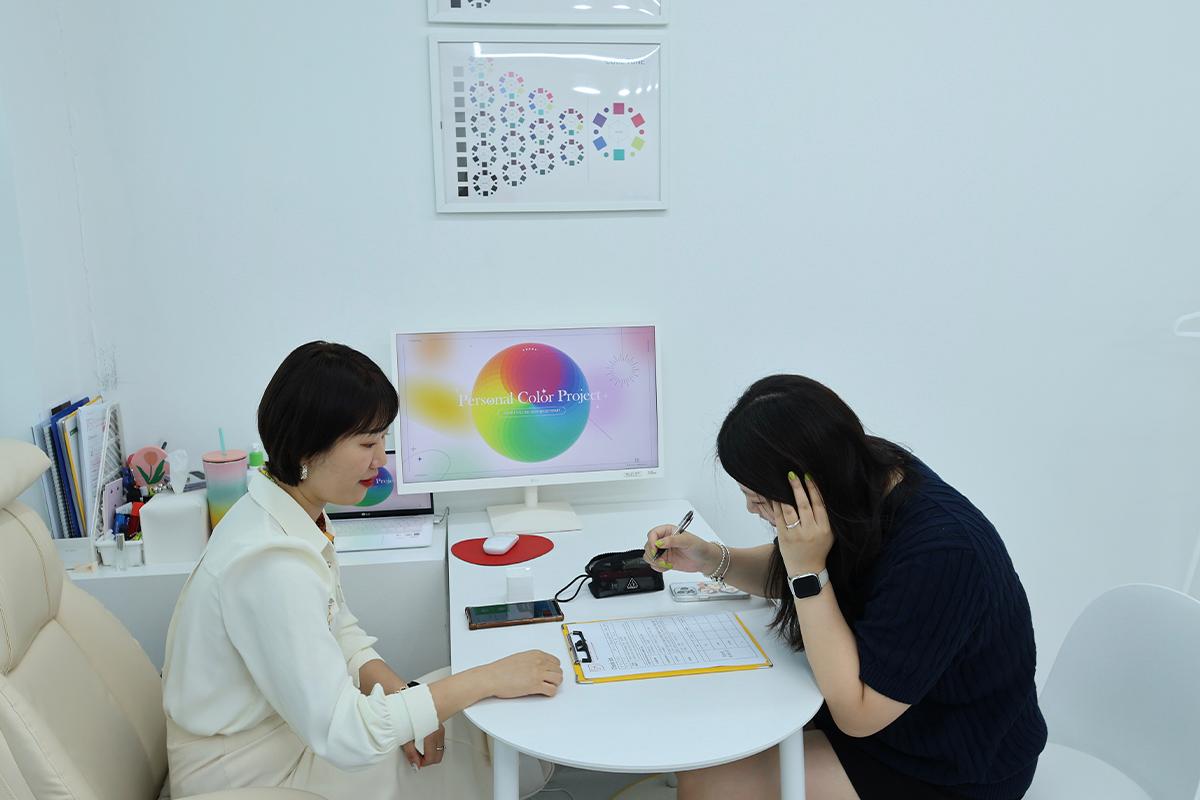 VIVIDKANG 弘大 弘大入口站 個人色彩鑑定 個人色彩檢測 個人色彩診斷 2025