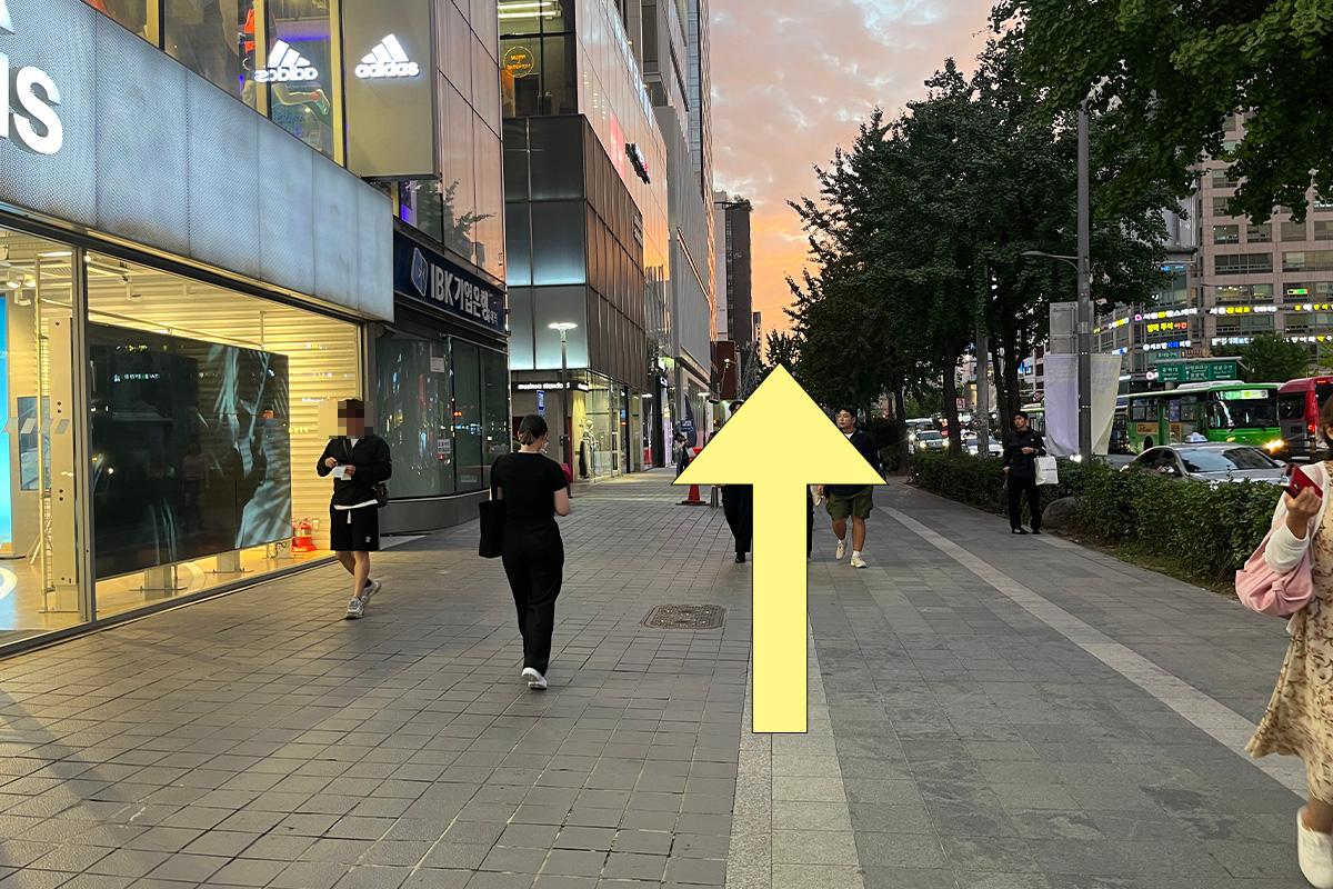 韓國美食 首爾美食 弘大餐廳 韓國燒貝殼 韓國烤貝殼 貝殼 海鮮 燒海鮮 弘大 夏威夷烤貝殼 Hawaii Shellfish 前往方法 評價