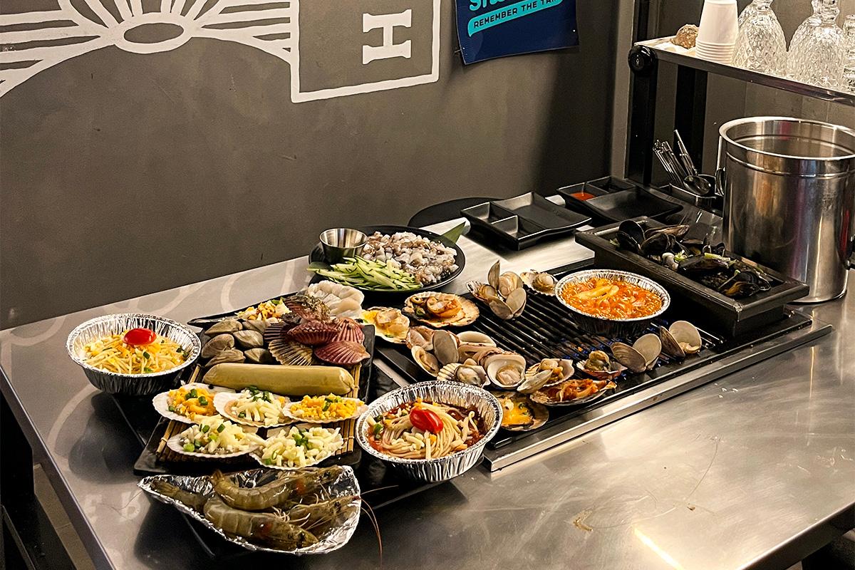 韓國美食 首爾美食 弘大餐廳 韓國燒貝殼 韓國烤貝殼 貝殼 海鮮 燒海鮮 弘大 夏威夷烤貝殼 Hawaii Shellfish 價錢 menu 預約