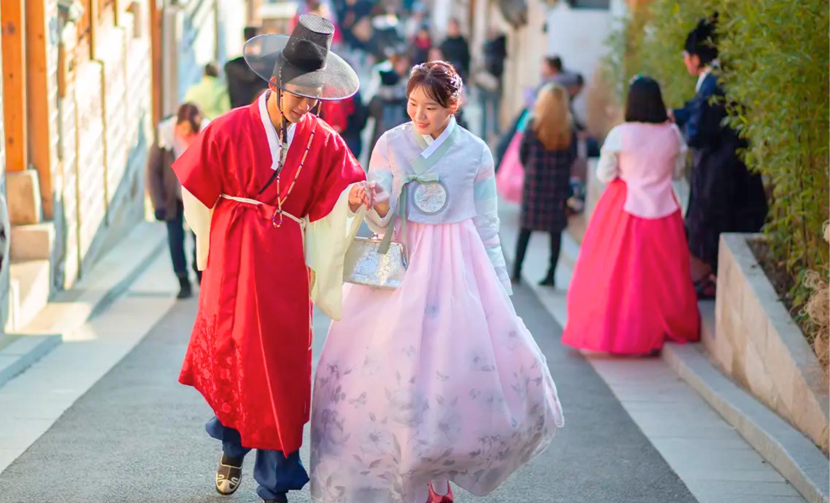 Byulgungteo Hanbok: Tiệm hanbok xinh gần Changdeokgung và Gyeongbokgung