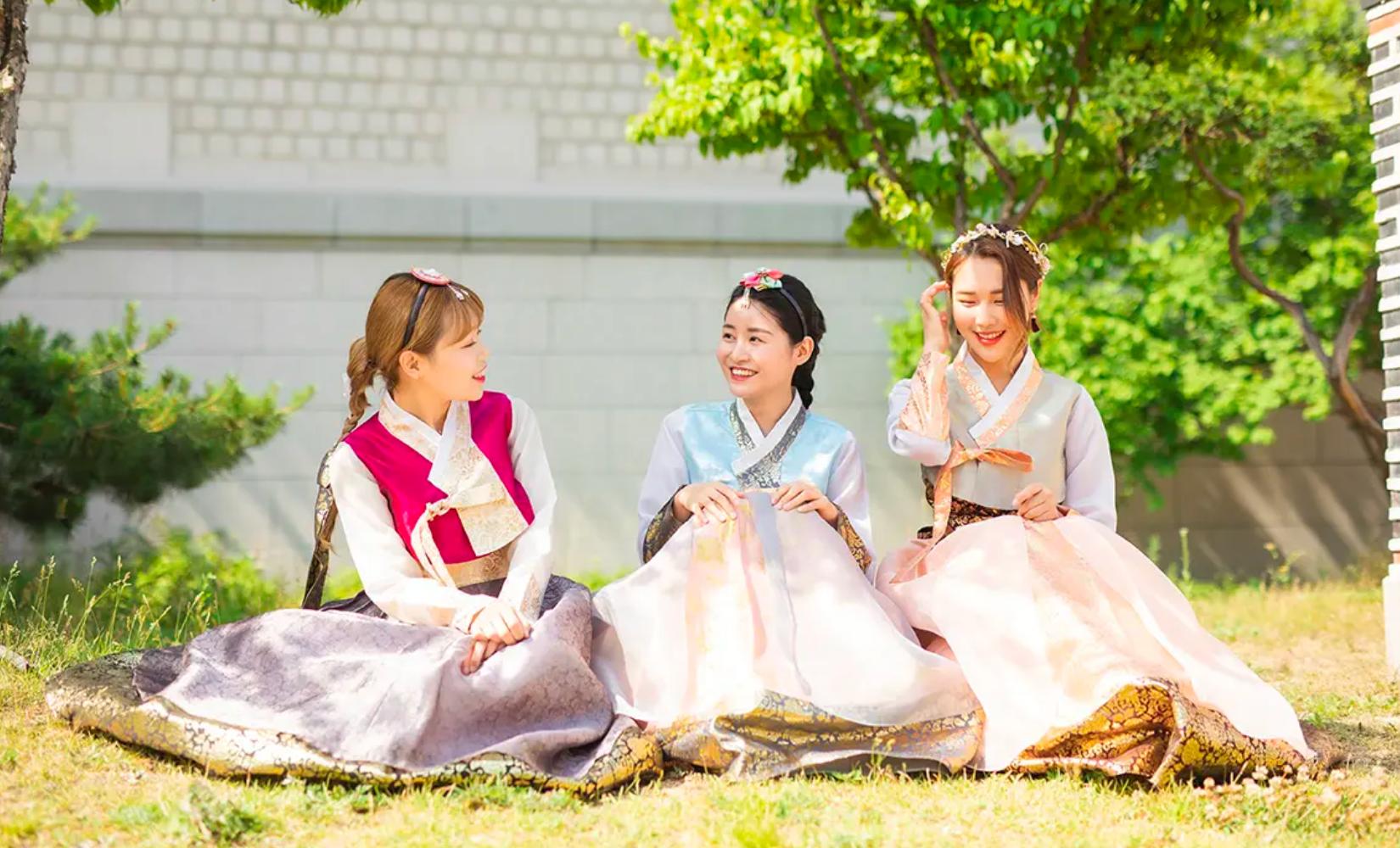 Oneday Hanbok: Tiệm cho thuê hanbok đẹp gần Gyeongbokgung và Changdeokgung