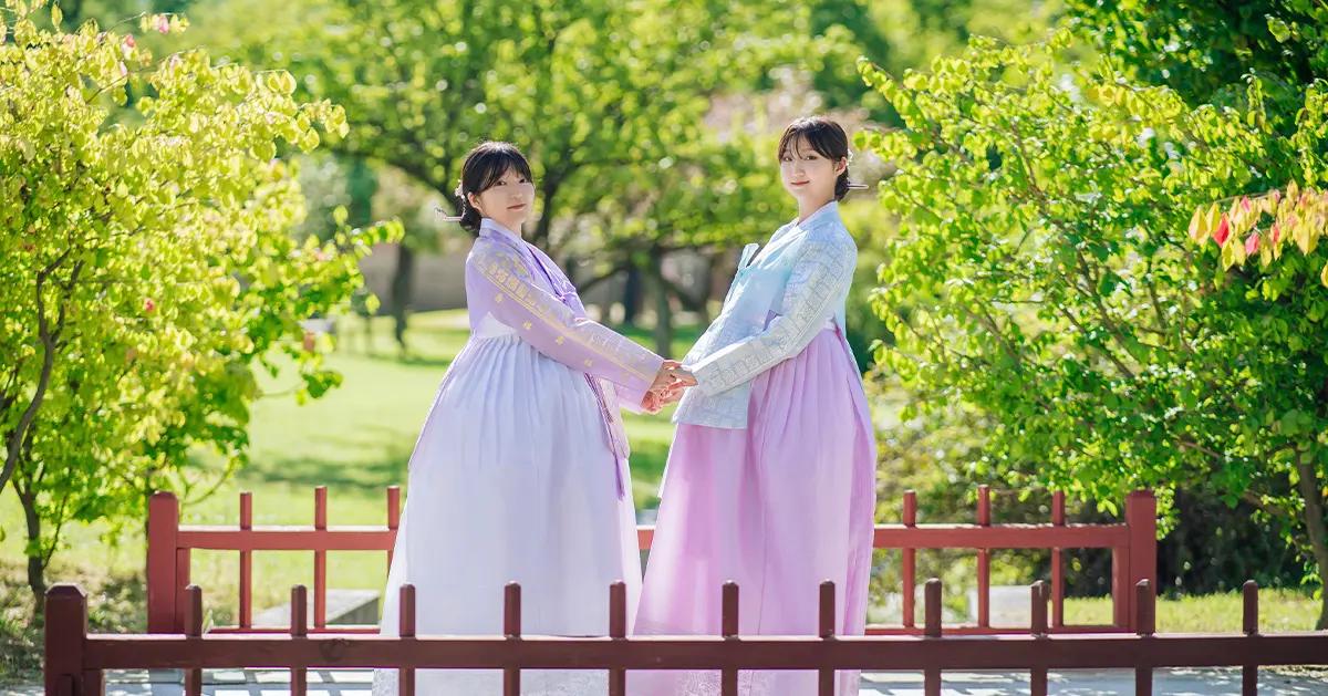 Studio KJD (Keumjundang) | Gyeongbokgung Hanbok Rental