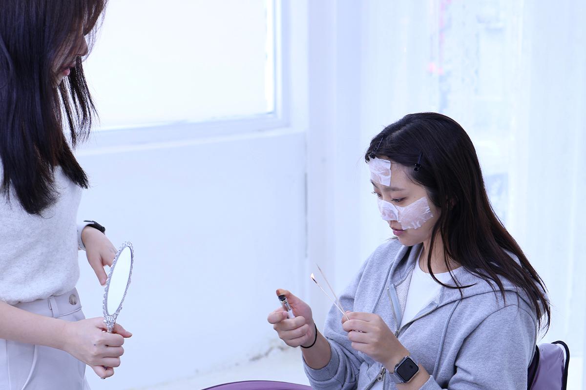 韓系美容化妝 弘大美妝諮詢 首爾美妝諮詢 弘大入口站 韓系美妝 韓國美妝 弘大化妝教學 ROA.MAKEUP