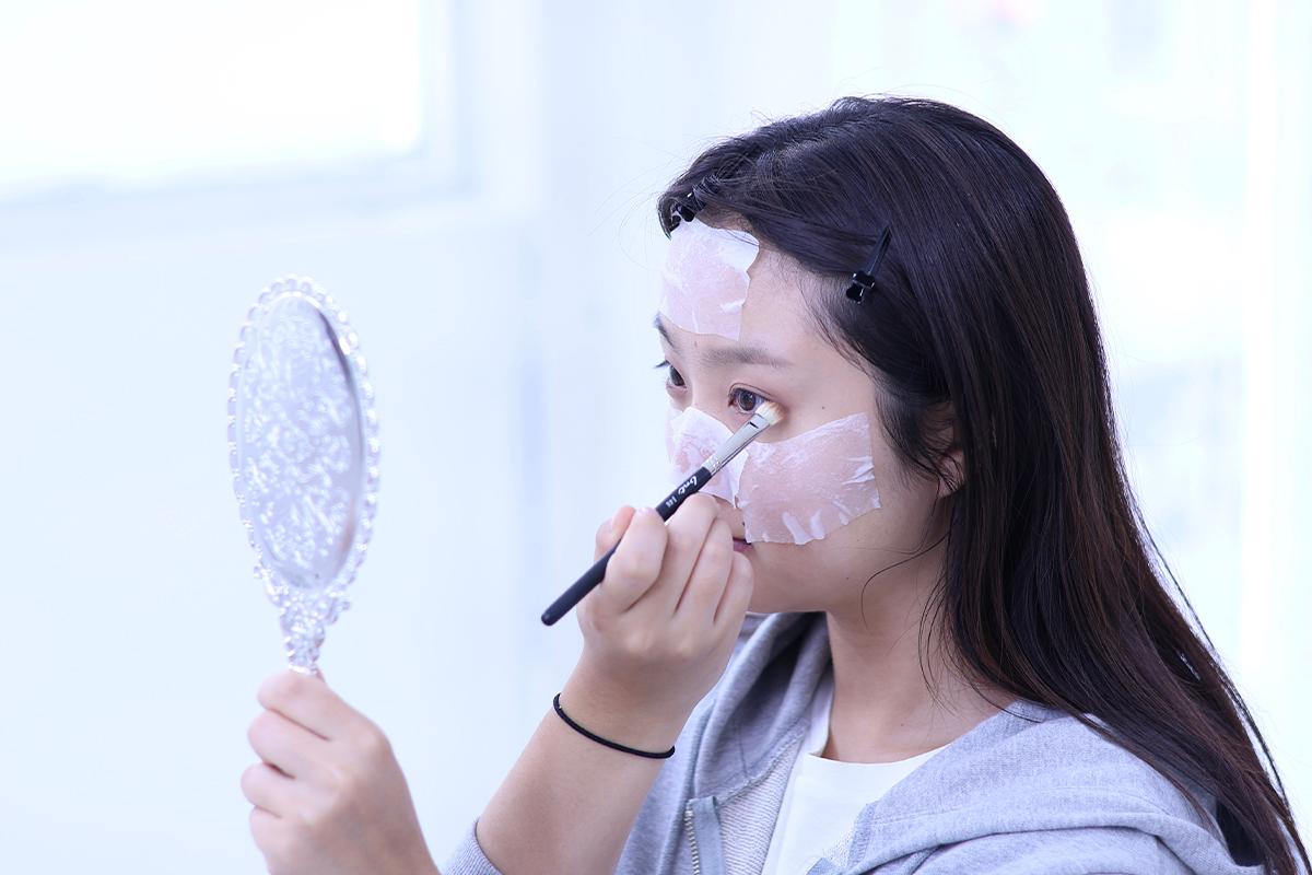 韓系美容化妝 弘大美妝諮詢 首爾美妝諮詢 弘大入口站 韓系美妝 韓國美妝 弘大化妝教學 ROA.MAKEUP