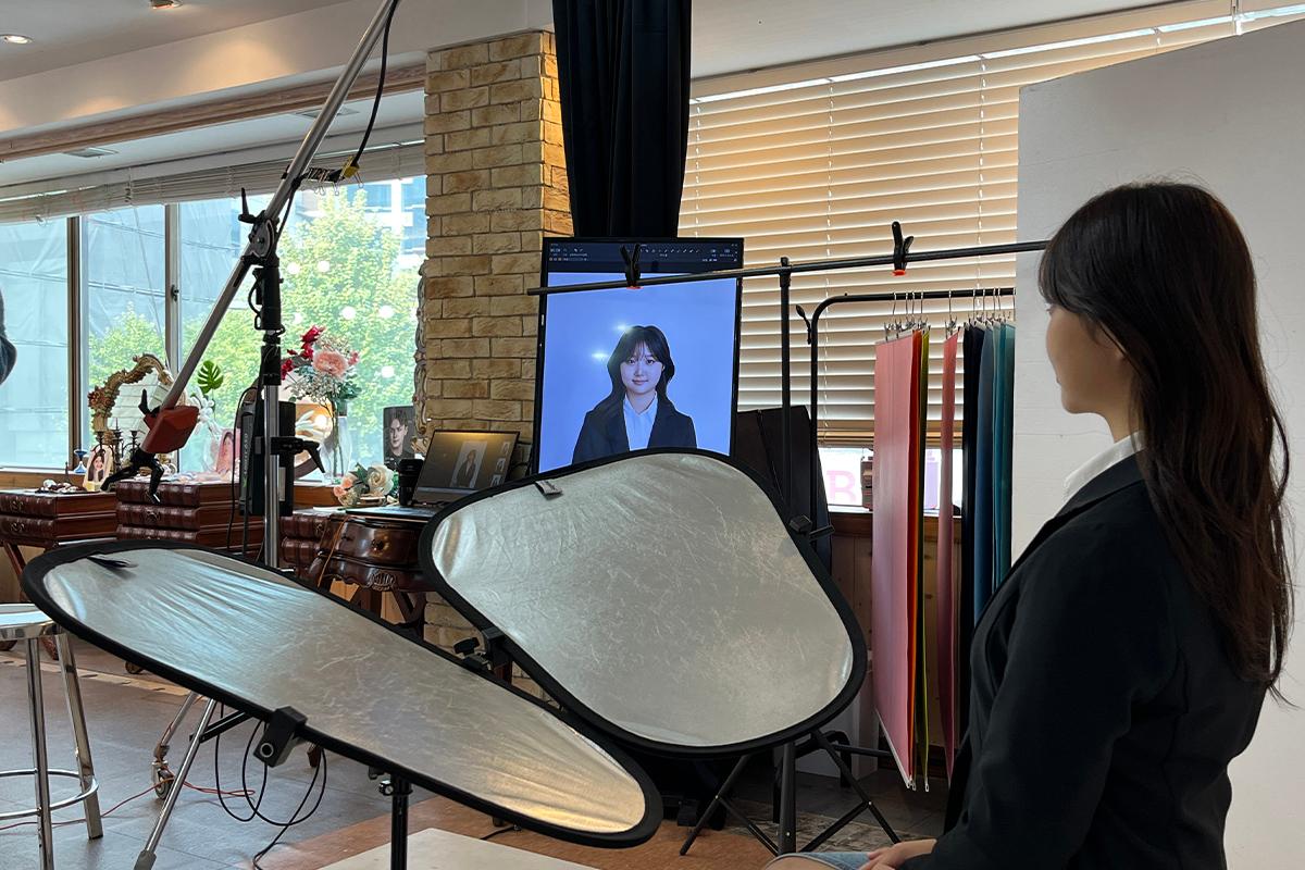 Modelro Studio 韓國照相館 韓國個人照 韓國團體照 韓國友情照 韓國情侶照 弘大照相館 弘大studio 弘大攝影 首爾攝影 延南洞