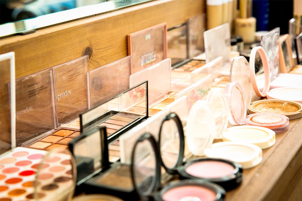 Modelro Studio 韓國照相館 韓國個人照 韓國團體照 韓國友情照 韓國情侶照 弘大照相館 弘大studio 弘大攝影 首爾攝影 延南洞