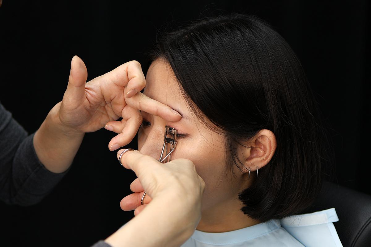 化妝 韓國化妝 韓國美妝 上門化妝服務 韓國上門化妝服務 韓式妝髮 valla lab 價錢 預約 酒店 住宿