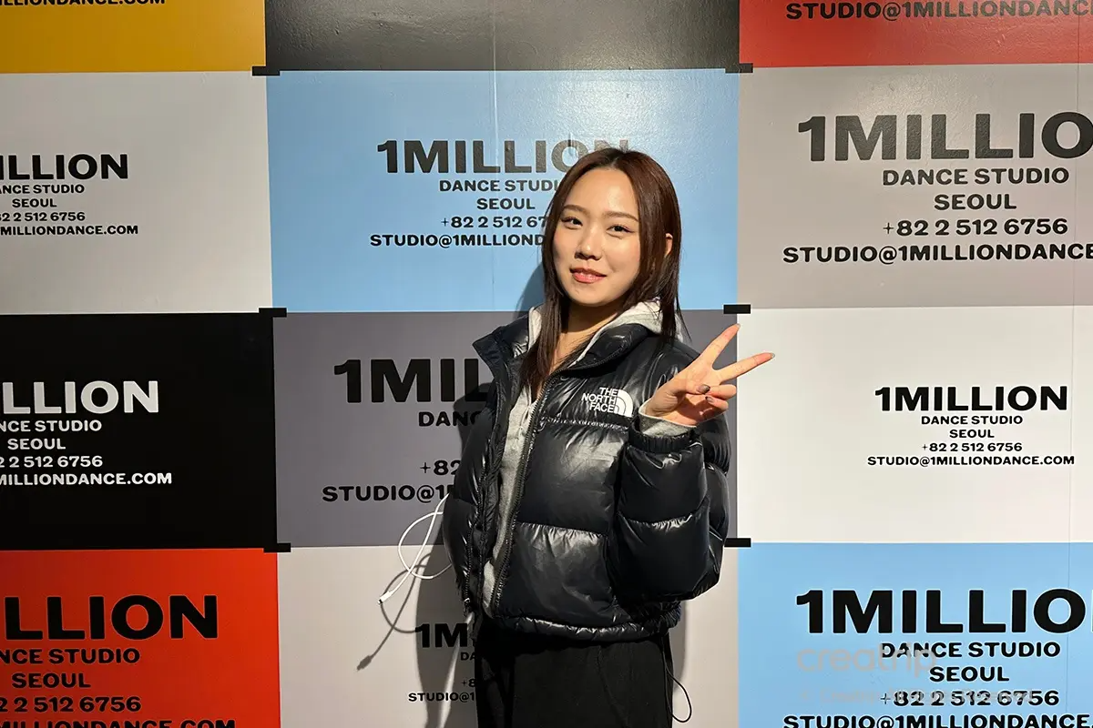 1MILLION教室內部的攝影和練習區域，以舉世無雙的裝修風格著稱。