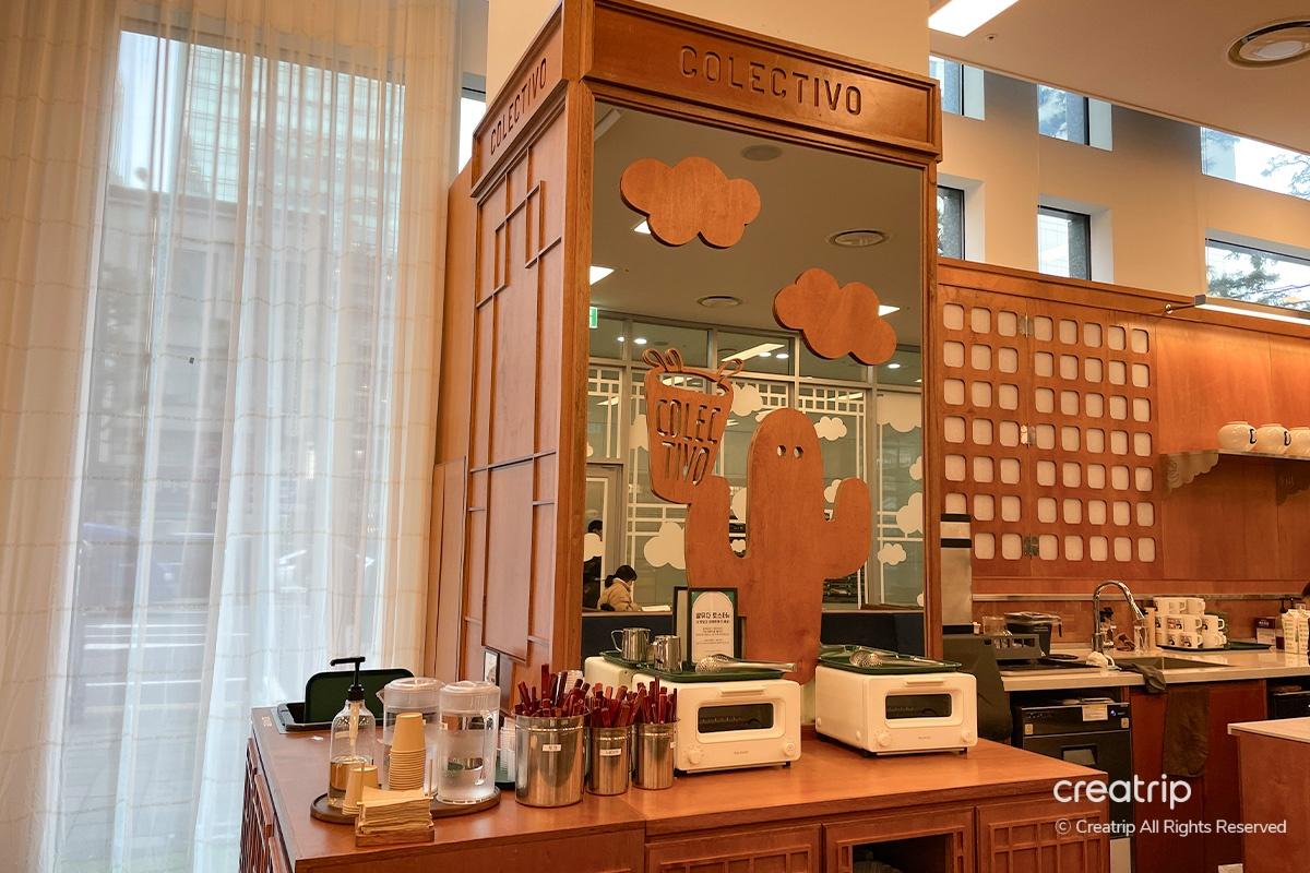 韓国旅行 韓国グルメ ソウル 乙支路 COLECTIVO 乙支路PINEAVENUE 韓国カフェ