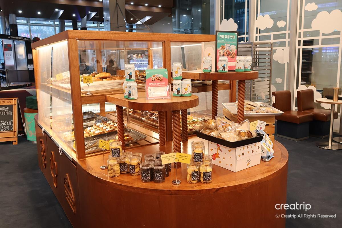 韓国旅行 韓国グルメ ソウル 乙支路 COLECTIVO 乙支路PINEAVENUE 韓国カフェ