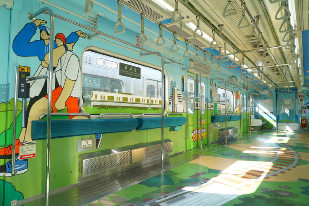 韓國地鐵 首爾地鐵 首爾地鐵新政策 韓國交通 首爾交通 無座位車廂 韓國地鐵無座位車廂 首爾地鐵無座位車廂 首爾地鐵4號線 首爾地鐵7號線