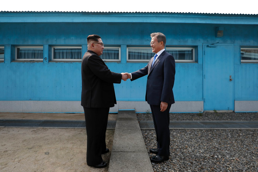 板門店，顯示文在寅與金正恩在韓國和北韓邊界會晤的場景。