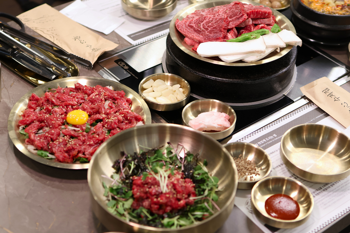 明洞美食 明洞餐廳 明洞必吃 明洞小吃 首爾美食 首爾餐廳 韓國美食 韓國旅遊 韓國自由行 首爾旅遊