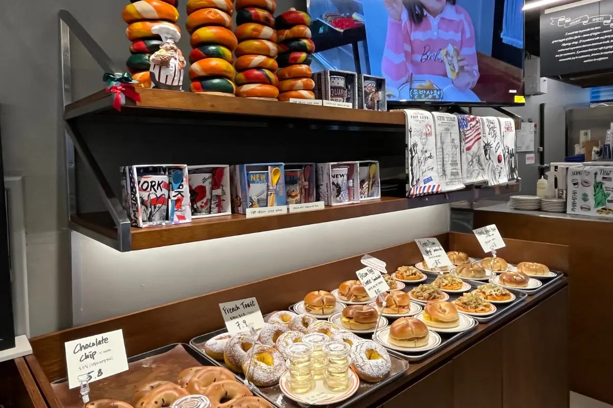 明洞吃喝玩樂優惠券 明洞美食優惠券 明洞美食 明洞餐廳 明洞餐廳推薦 明洞必食 明洞Cafe 明洞咖啡廳 About Bagel