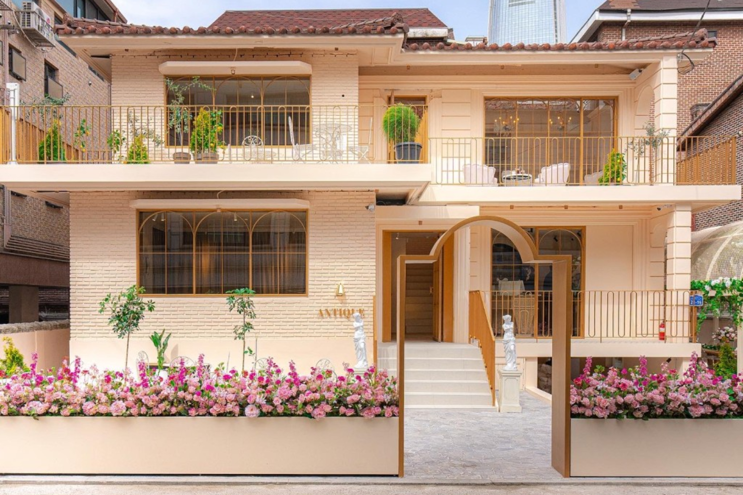 2025年最新、2025最新、韓国、韓国カフェ、韓国旅行、渡韓、渡韓情報、韓国情報、韓国旅行情報、最新渡韓情報、最新渡韓、最新韓国旅行情報、最新韓国情報、最新韓国、韓国ひとり旅、おひとり様韓国、韓国料理、韓国グルメ、最新、韓国焼肉、韓国可愛いカフェ、韓国オシャレカフェ、韓国おしゃれ、クッタン、トッコギ506、ケバン食堂、カンジャンケジャン、真味食堂、クムテジ食堂、月火コギ、デリョンチブ、オン6.5、キョチョン、キョチョン筆房、肉地図、肉マップ、LA CROUTE、JO & DAWSON、ANTIQUE COFFEE、GLUU GLUU、 Corned e pepe、Pachamama Bakery、cafe olear、ボーイング、飛行機カフェ、RAIN REPORT CROISSANT、雨カフェ、新カフェマップ、新カフェ地図、映え写真が撮れるカフェマップ、映え写真カフェマップ、映え写真が撮れるカフェ地図、映え写真カフェ地図、食堂予約、韓国食堂予約、韓国レストラン予約、韓国予約