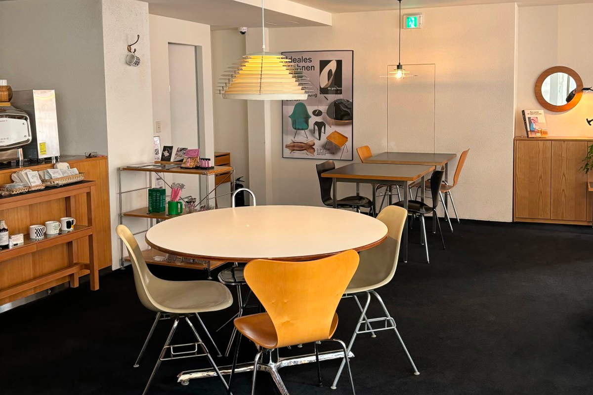 Braunhaus延南內部：現代設計風格的咖啡廳空間