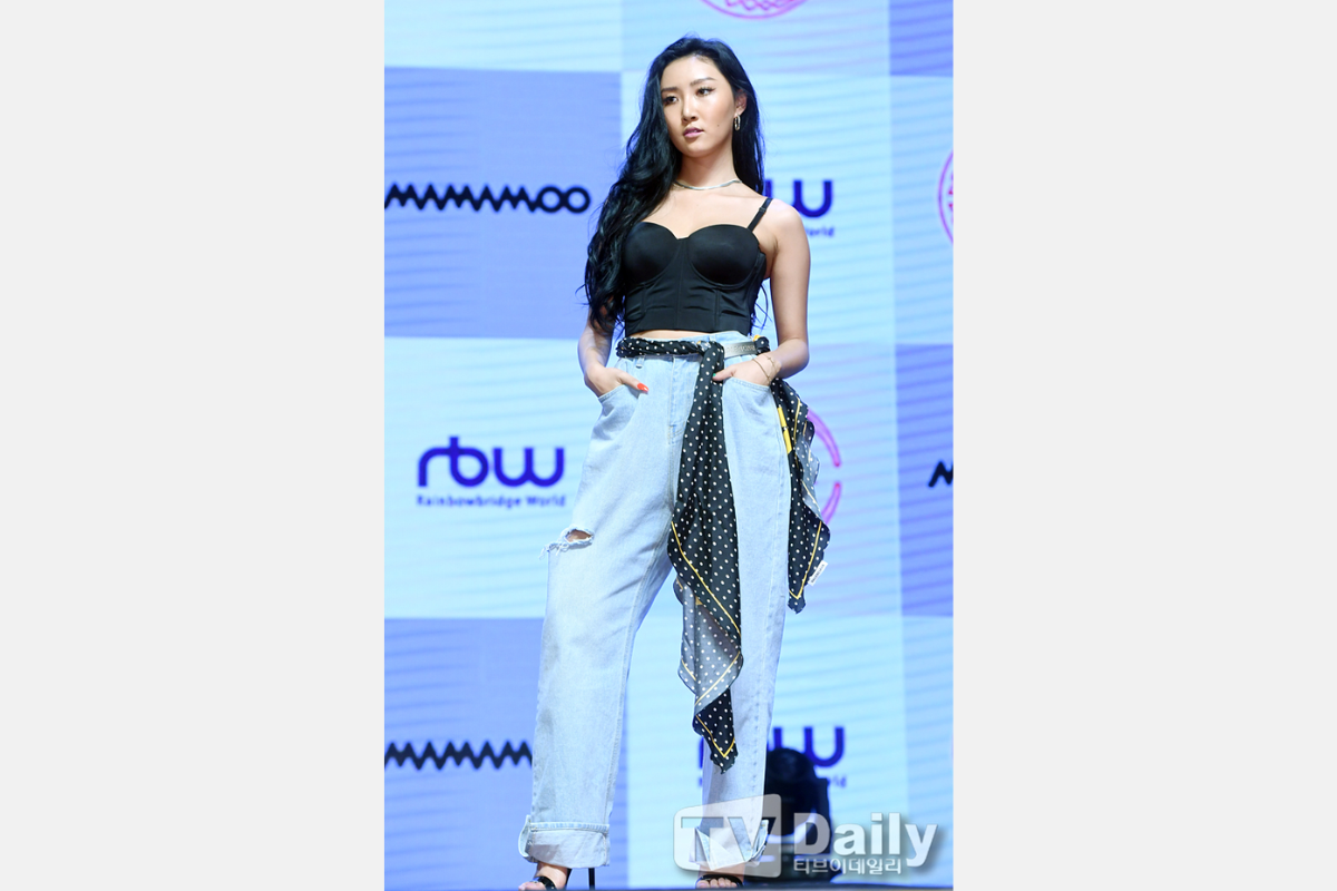 五大體型代表韓星 體型推薦穿搭 韓式穿搭 韓系穿搭 韓系時裝 韓國穿搭推薦 體型穿搭 正三角型 明星