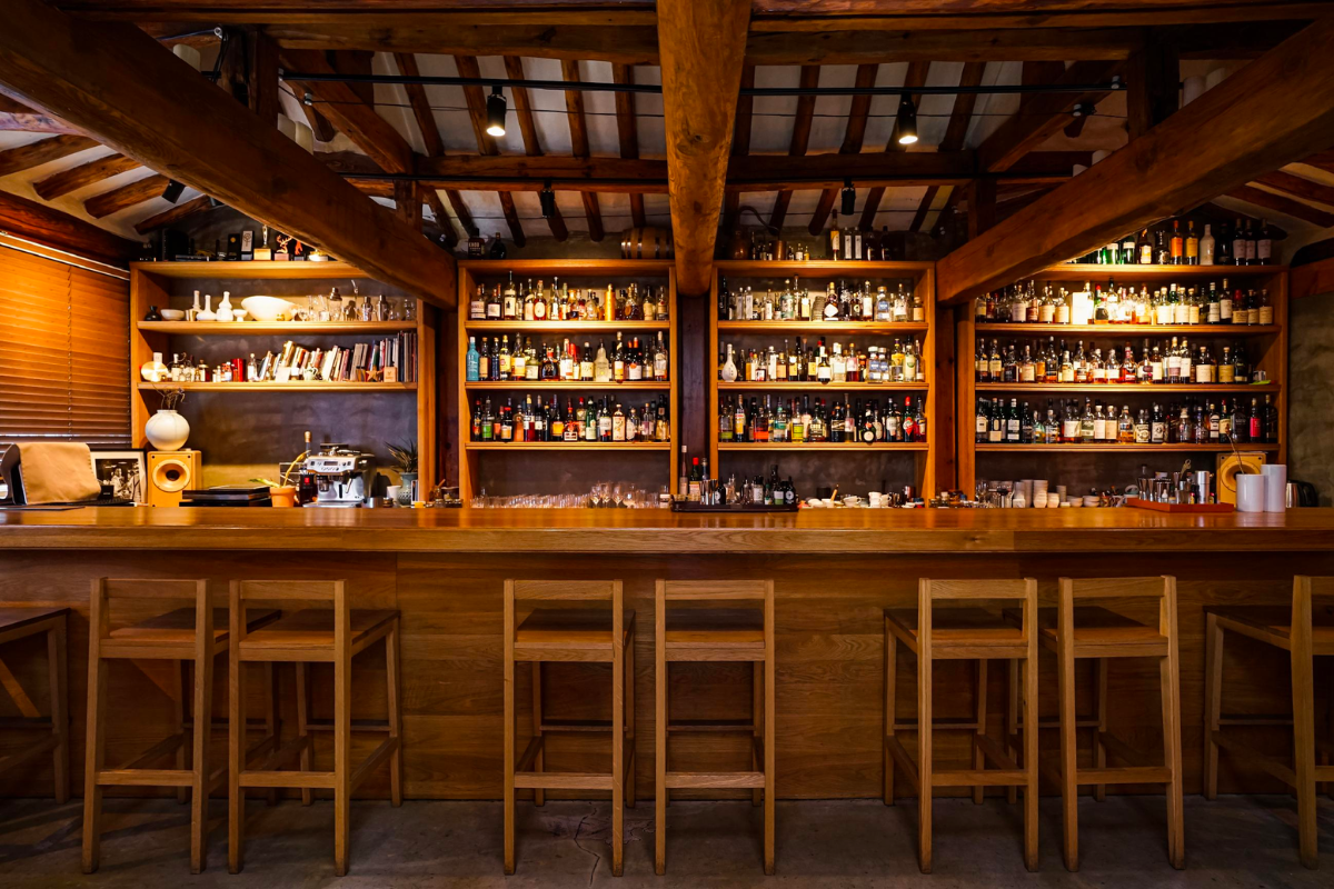 韓國美食 韓國wine bar 首爾美食 首爾wine bar 乙支路美食 乙支路餐廳 vinzip menu 價錢 推薦韓國酒吧 韓國bar 首爾酒吧 首爾bar 首爾酒吧推薦 韓國夜生活 聖水酒吧 東大門酒吧 弘大酒吧 梨泰院酒吧 韓國特色酒吧 推薦 介紹 預約 價錢 景福宮 Bar Cham