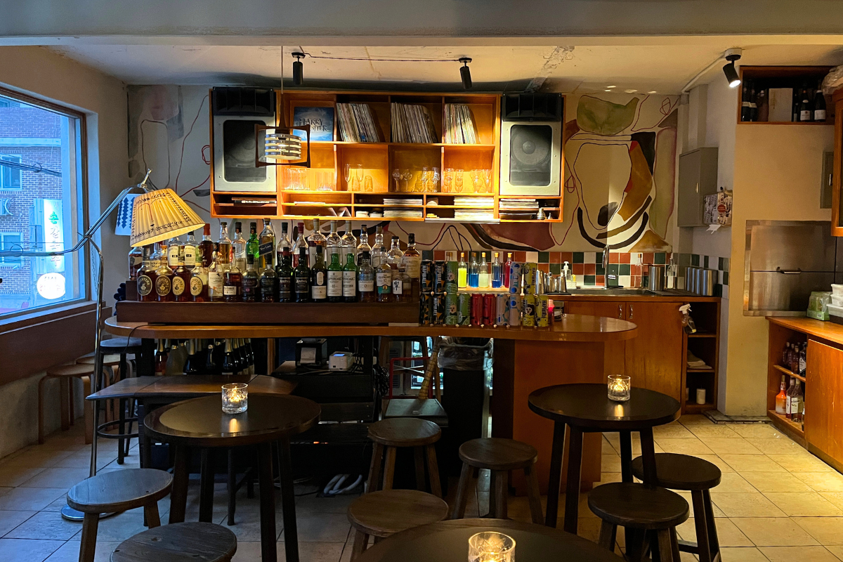 韓國美食 韓國wine bar 首爾美食 首爾wine bar 乙支路美食 乙支路餐廳 vinzip menu 價錢 推薦韓國酒吧 韓國bar 首爾酒吧 首爾bar 首爾酒吧推薦 韓國夜生活 聖水酒吧 東大門酒吧 弘大酒吧 梨泰院酒吧 韓國特色酒吧 推薦 介紹 預約 價錢 龍山 Knocker Upper