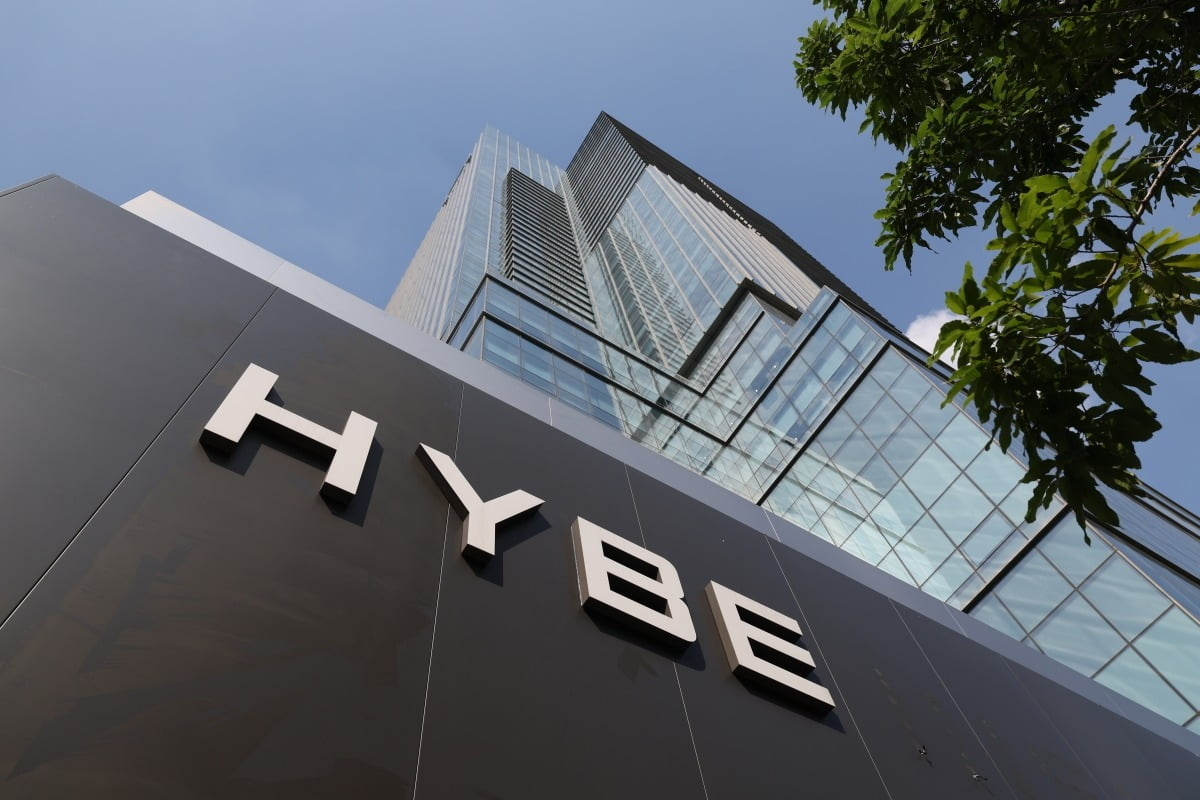 閔熙珍HYBE內鬨 閔熙珍HYBE內鬨懶人包 閔熙珍HYBE內鬨時間線 閔熙珍記者會 閔熙珍ADOR 閔熙珍罷免 閔熙珍經營權 NewJeans NewJeans公司 公開內幕 臨時股東大會 NewJean家長父母立場